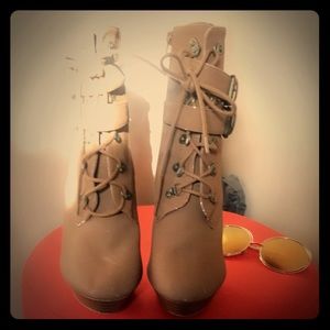 One woman trash another woman treasure